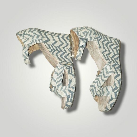 TOMS SIERRA CANVAS STRAPPY WEDGE SANDALS SIZE W8 - Picture 7 of 9